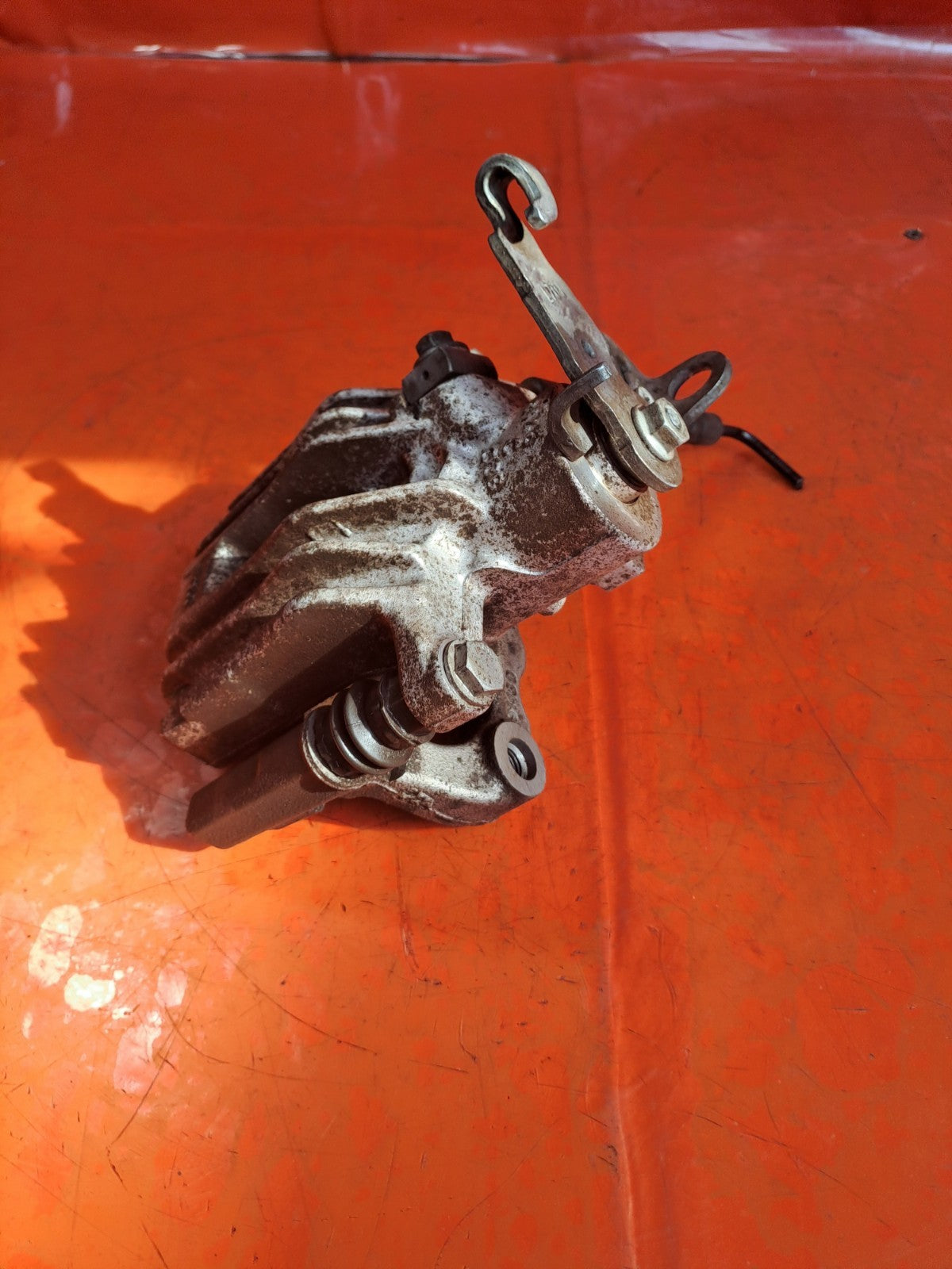 ✅SKODA KAMIQ Se 1.5 PETROL 2024 REAR LEFT BRAKE CALIPER Warranty A319 - Image 4