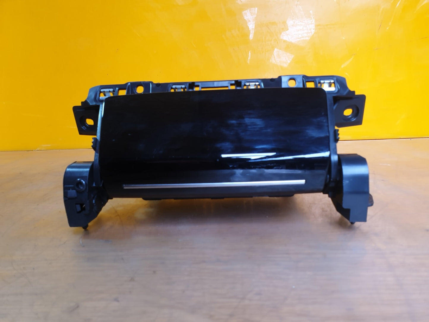 ebay-src:https://i.ebayimg.com/00/s/mtiwmfgxnjaw/z/1hoaaoswznhmhyrv/$_57.jpg