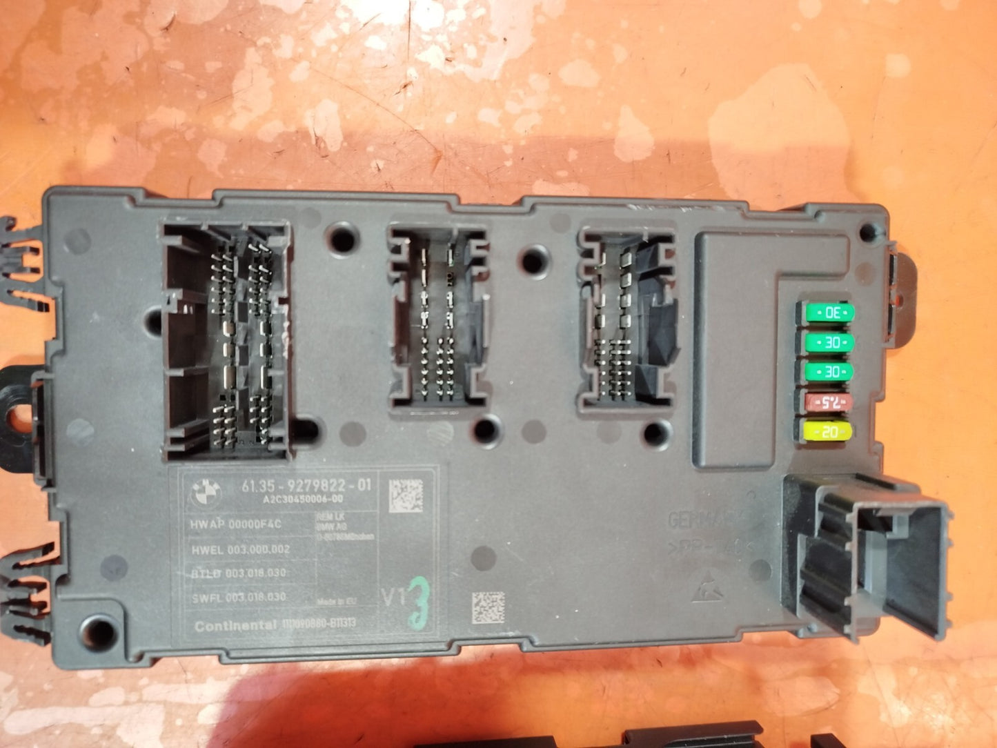 ✅BMW 116D F20 2.0 Diesel 2011 REAR BCM BODY CONTROL MODULE&FUSE BOX 9279822-01 - Image 12