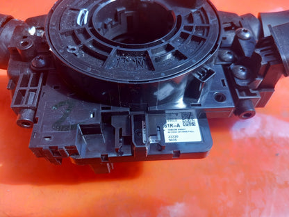 Renault Captur 1.6 Petrol 2023 Wiper Indicator Control Switch Stalk Squib A392 - Image 6