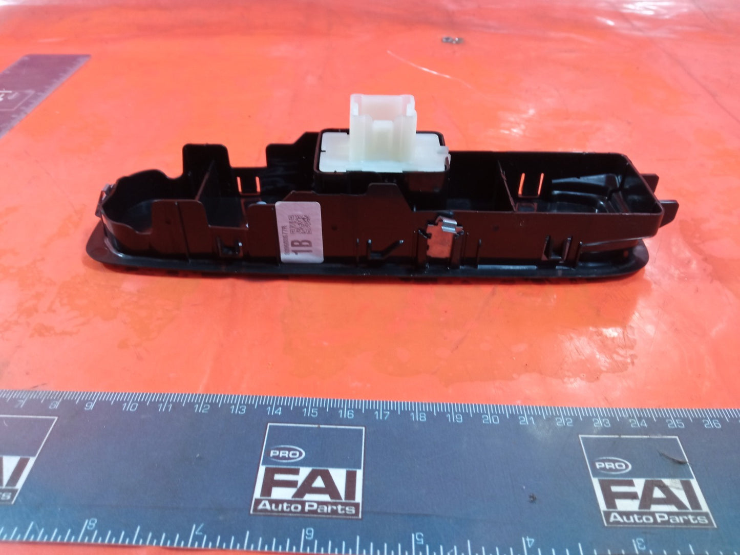 ✅Dacia Duster Journey 1.3 Petrol 2024 Rear Right Electric Window Switch A364 - Image 8