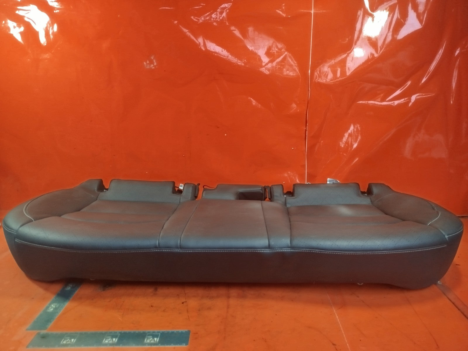 ✅Kia Xceed 4 Isg 1.5 Petrol 2021 REAR LEATHER SEAT BASE 3457581 Warranty A228 - Image 9