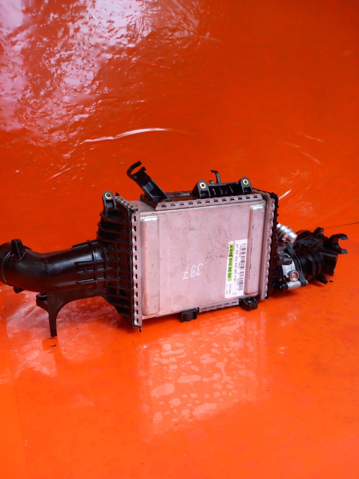 2025 Mercedes GLE W167 AMG Intercooler A6560109500 Warranty A397 - Image 2