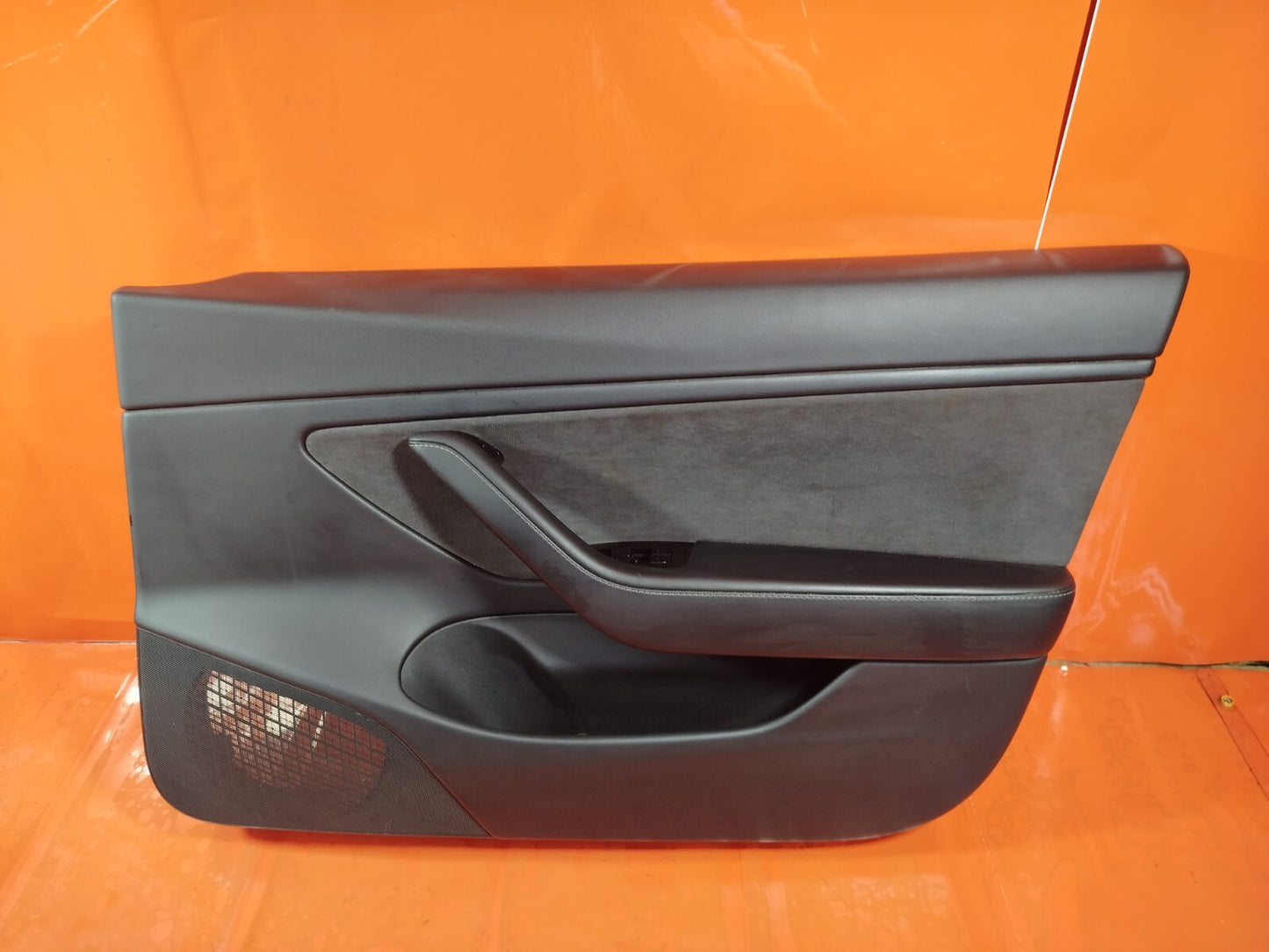 ✅Tesla Model 3 Long Range 2020 Front Right Door Card 1090008-00-E 1085119-00-G - Image 3