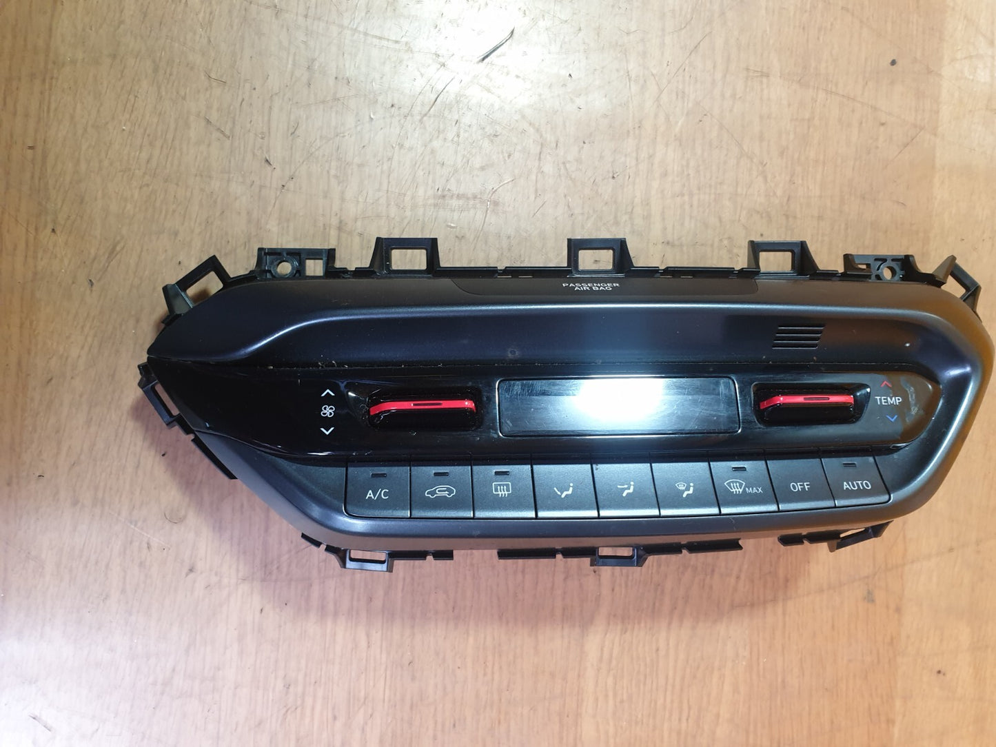 ✅Hyundai I20 N Line 2023 1.0 Petrol A/C Heater Climate Control Switch 97250Q0700 - Image 3
