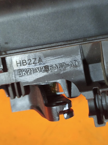 ebay-src:https://i.ebayimg.com/00/s/mtywmfgxmjaw/z/fmmaaoswbffohzli/$_57.jpg