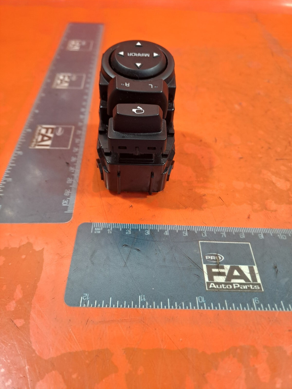 ✅2021 KIA STONIC GT-LINE 1.0P RIGHT DRIVER MIRROR CONTROL SWITCH 4D6480-1160 - Image 5
