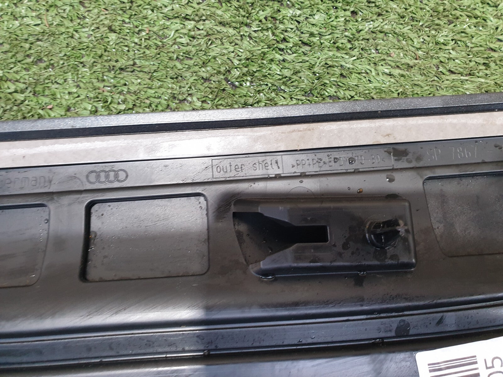 ✅2017 Audi Q2 S-Line Rear Right Door Trim Moulding Grey Z7S 81A853970A A134 - Image 8