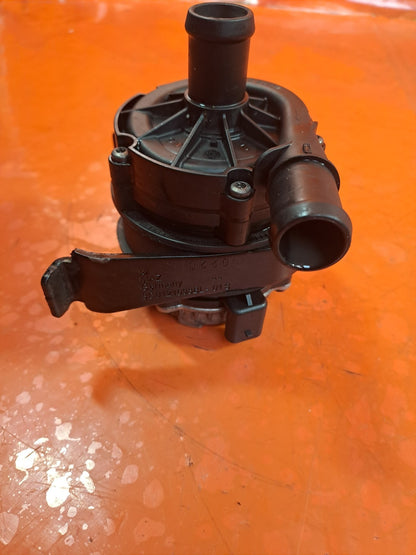 ✅2020 VW GOLF MK8 R-LINE 2.0 TDI AUXILIARY WATER PUMP 04L965567A + WARRANTY A346 - Image 4