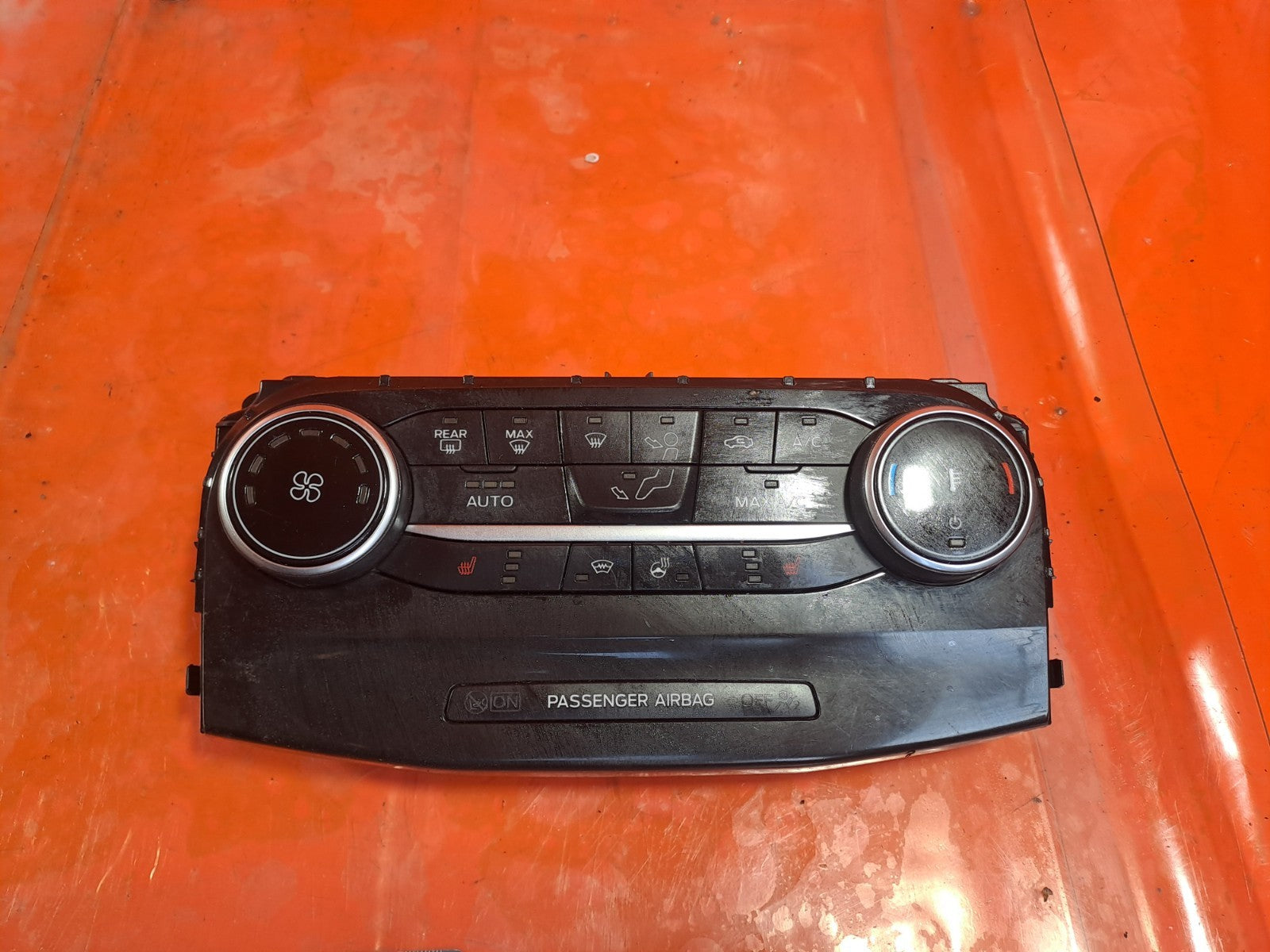 ✅2023 FORD PUMA TITANIUM HEAT CONTROL PANEL MN1T-18C612-HD + WARRANTY A328 - Image 1