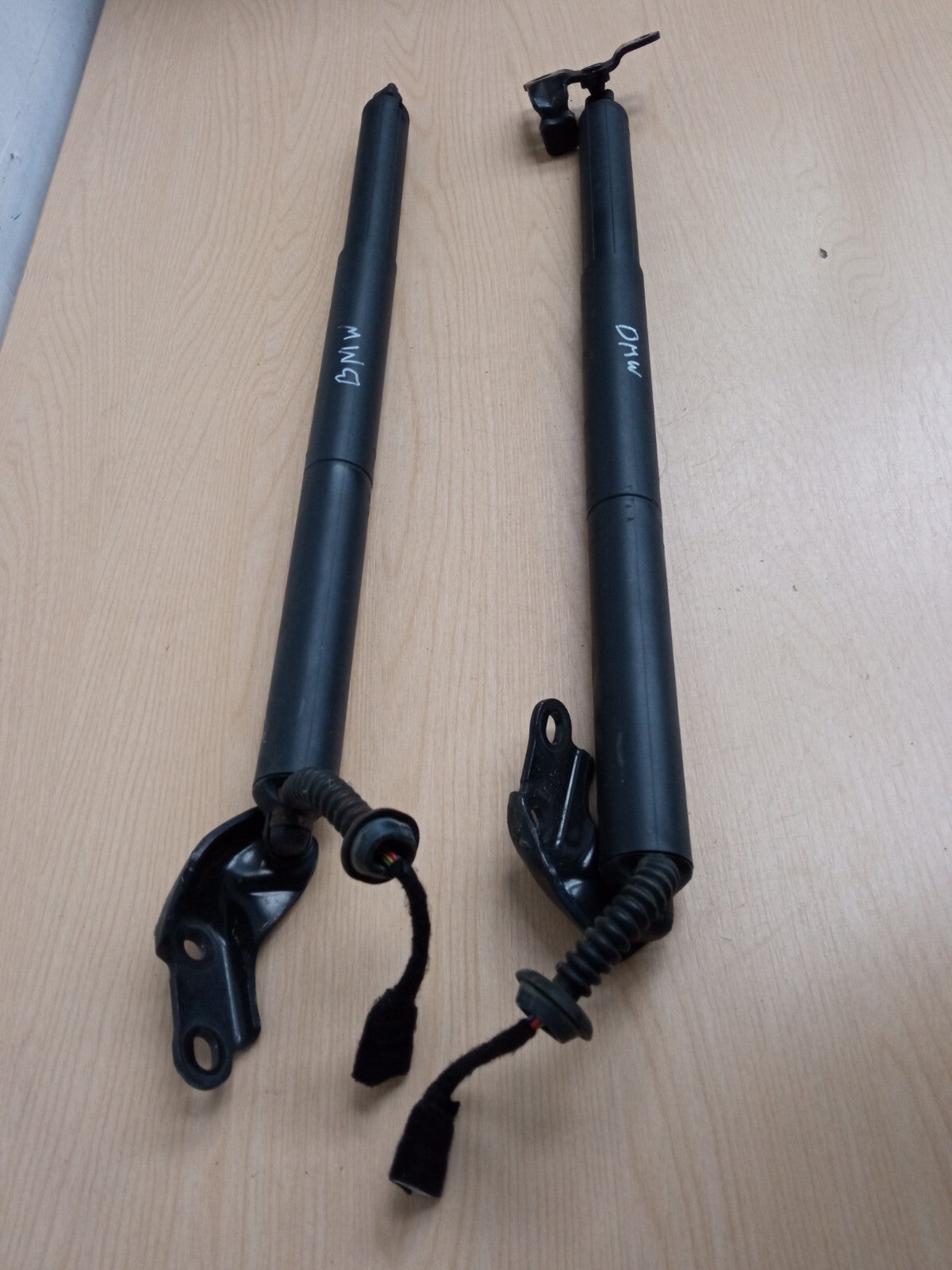 ebay-src:https://i.ebayimg.com/00/s/mtywmfgxmjaw/z/8sqaaoswbrvknkau/$_57.jpg