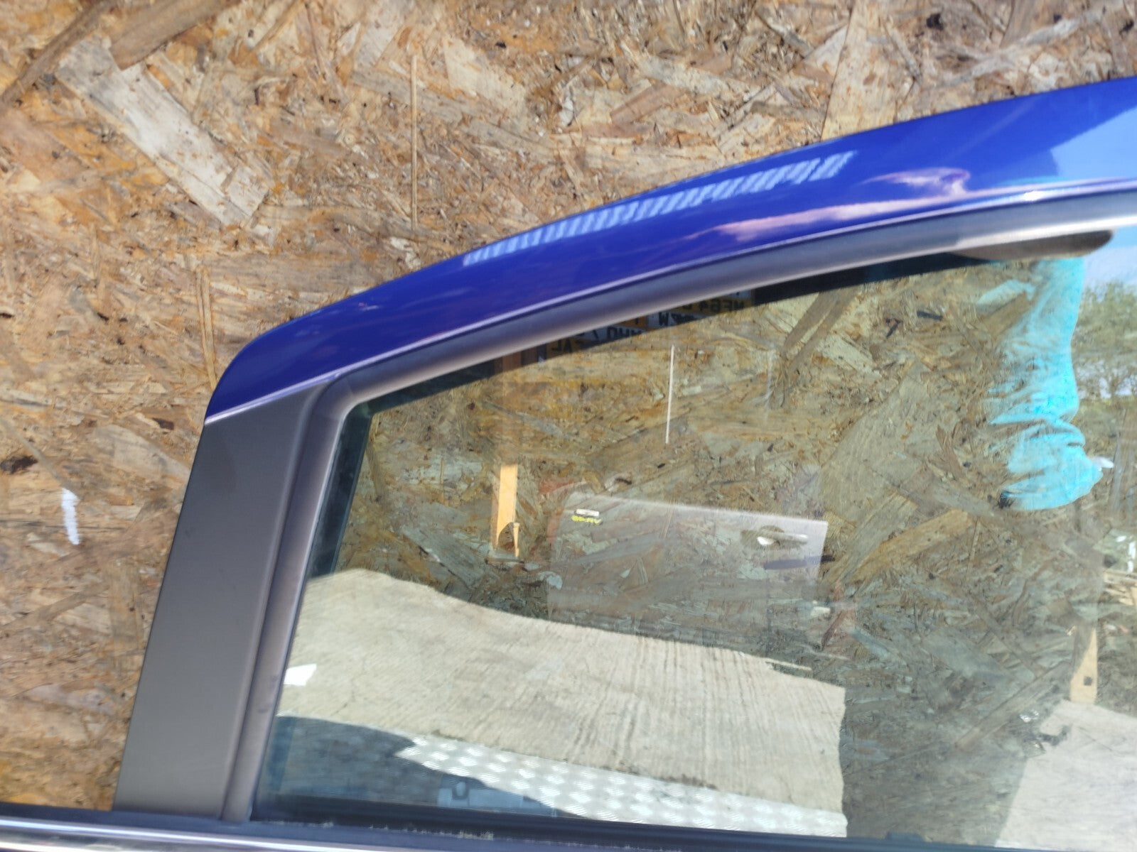 ✅FORD B-MAX TITANIUM 1.0 PETROL 2014 FRONT LEFT DOOR BLUE Scratches A285 - Image 3