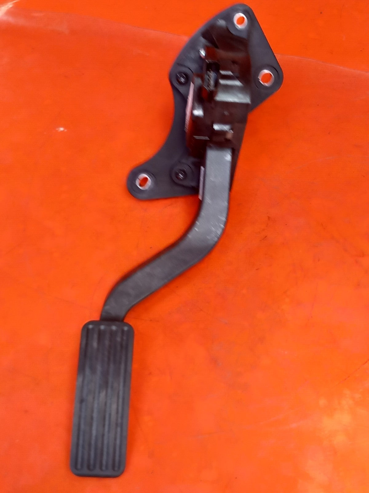 ebay-src:https://i.ebayimg.com/00/s/mtywmfgxmjaw/z/ggcaaeswwtdqp4em/$_57.jpg