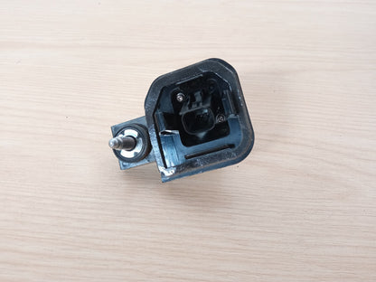 ebay-src:https://i.ebayimg.com/00/s/mtiwmfgxnjaw/z/vjmaaoswiwvkknnl/$_57.jpg