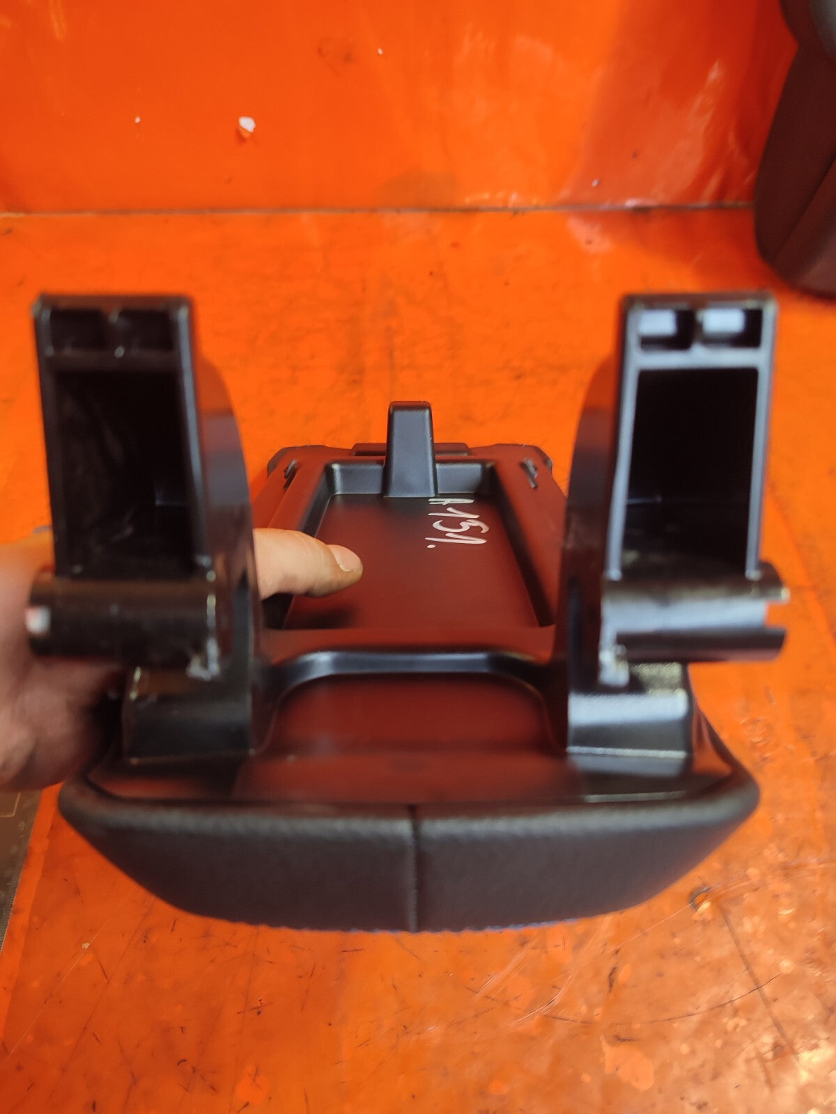 2023 BMW 1 Series F40 M Sport Centre Console Armrest 9460084 Warranty A151 - Image 7