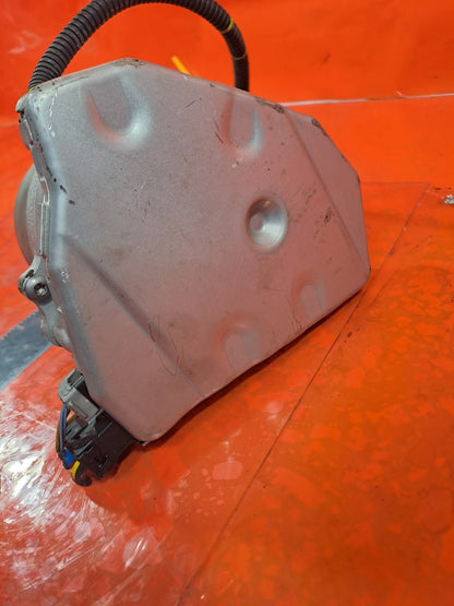 ebay-src:https://i.ebayimg.com/00/s/mtywmfgxmjaw/z/pqeaaeswbtfoz6od/$_57.jpg