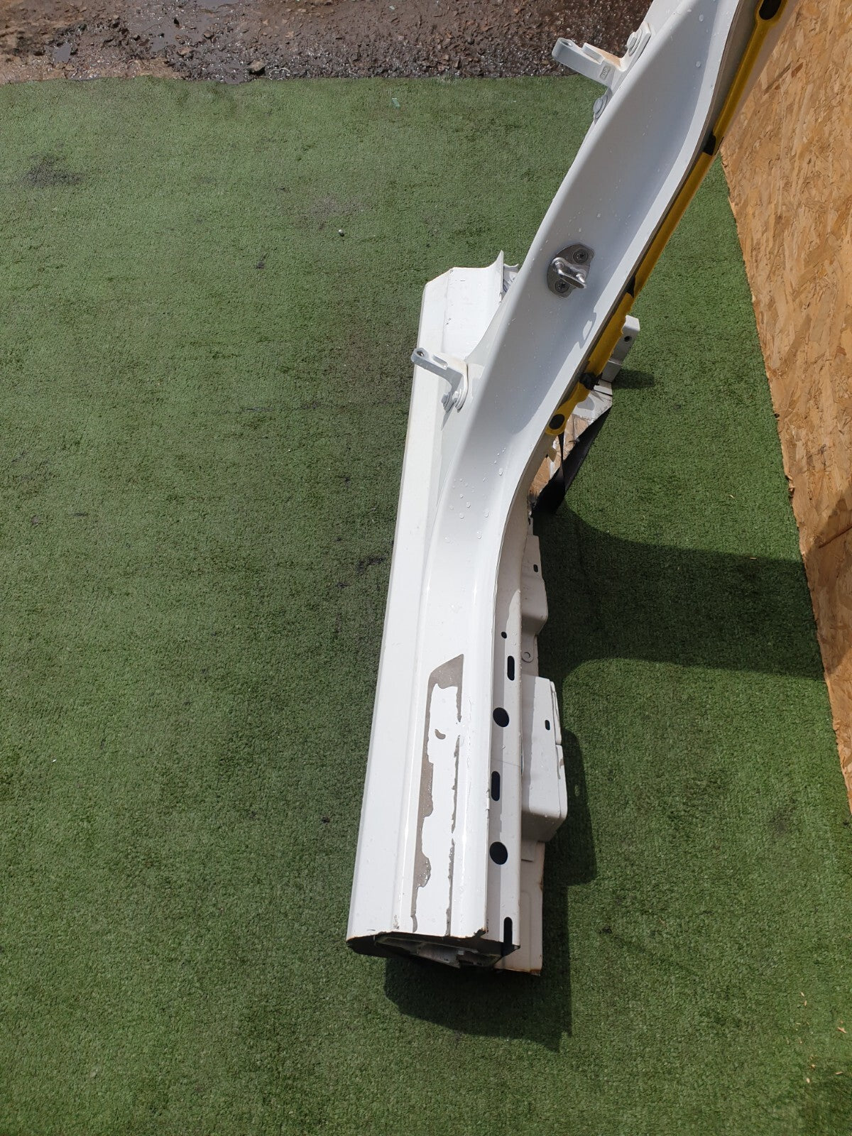 ✅2022 TESLA MODEL Y RIGHT SIDE B PILLAR SILL CUT WHITE + WARRANTY A172 - Image 11