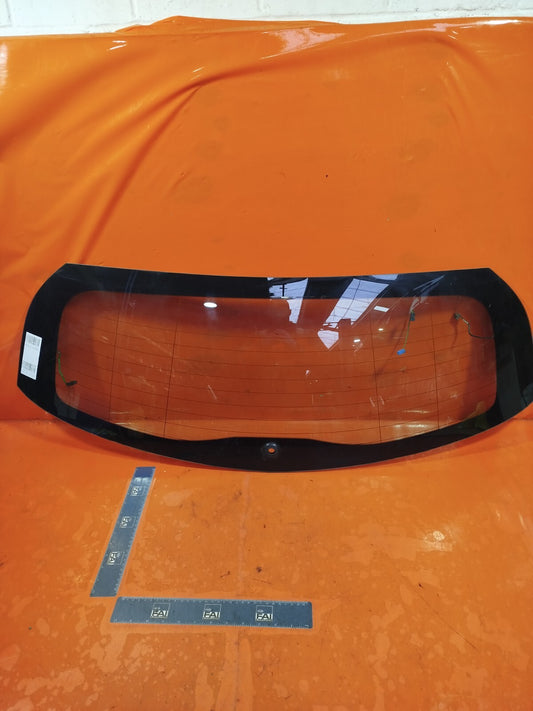 ✅2012 MERCEDES A CLASS W176 REAR TAILGATE WINDOW GLASS A1767402600 + WARRANTY - Image 1