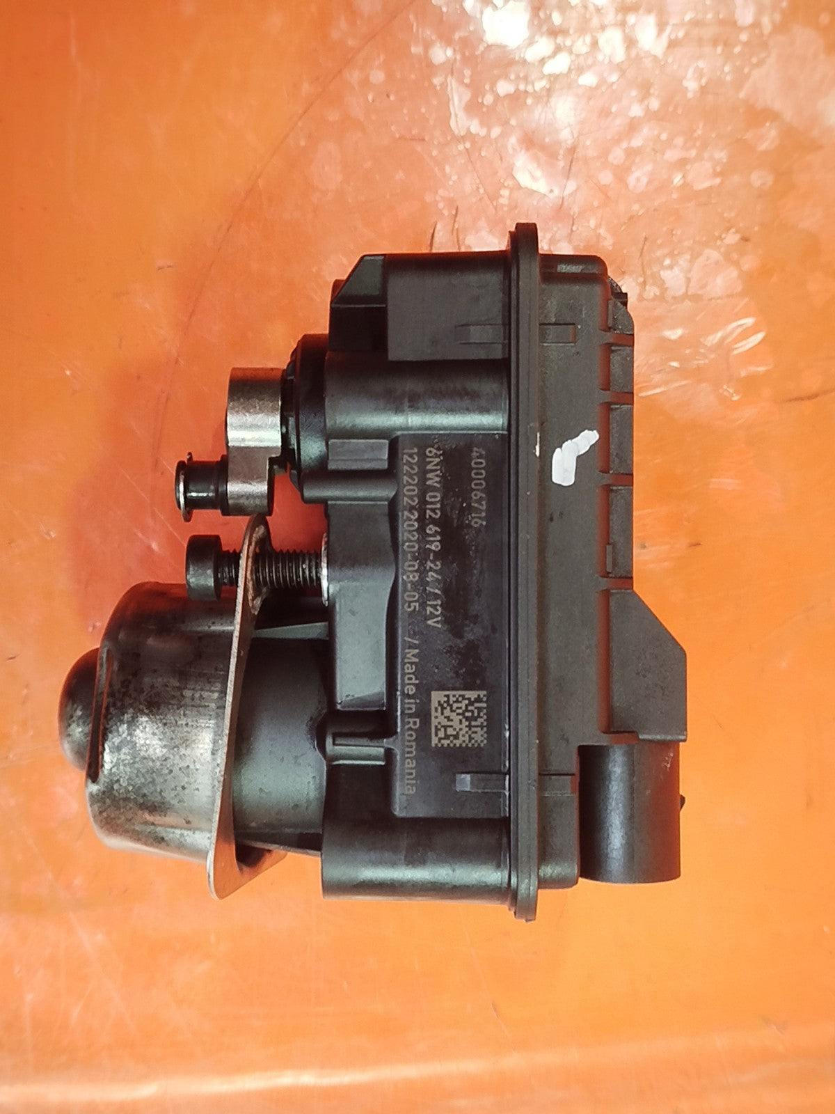 ebay-src:https://i.ebayimg.com/00/s/mtywmfgxmjaw/z/wvaaaeswqjxpiy~k/$_57.jpg