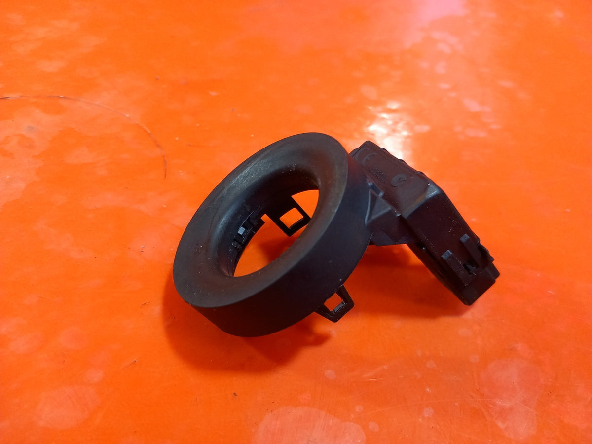ebay-src:https://i.ebayimg.com/00/s/mtiwmfgxnjaw/z/nfgaaeswnahqzine/$_57.jpg