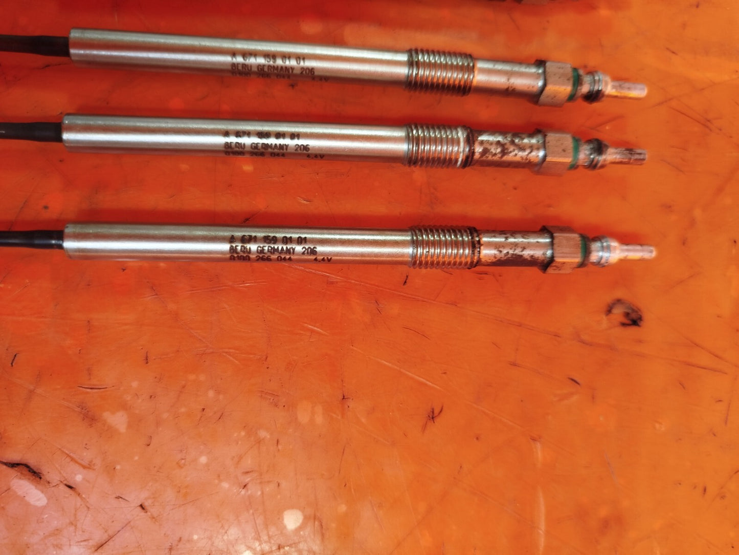 ✅SSANGYONG KORANDO S 2.0 DIESEL 2013 GLOW PLUG 1x 0100266044 A6711590101 A282 - Image 2