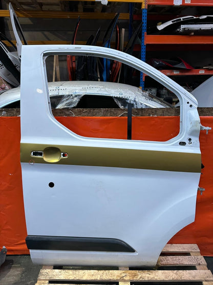 ✅2022 Ford Transit Custom 2.0D Front Right Door Frozen White + Warranty A353 - Image 1