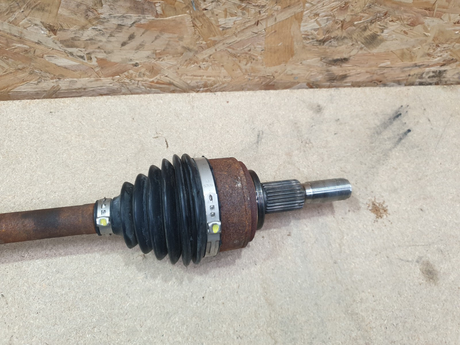 ✅2023 FORD PUMA MK2 1.0P FRONT LEFT MANUAL DRIVESHAFT L1T6-3B437-BC + WARRANTY - Image 2