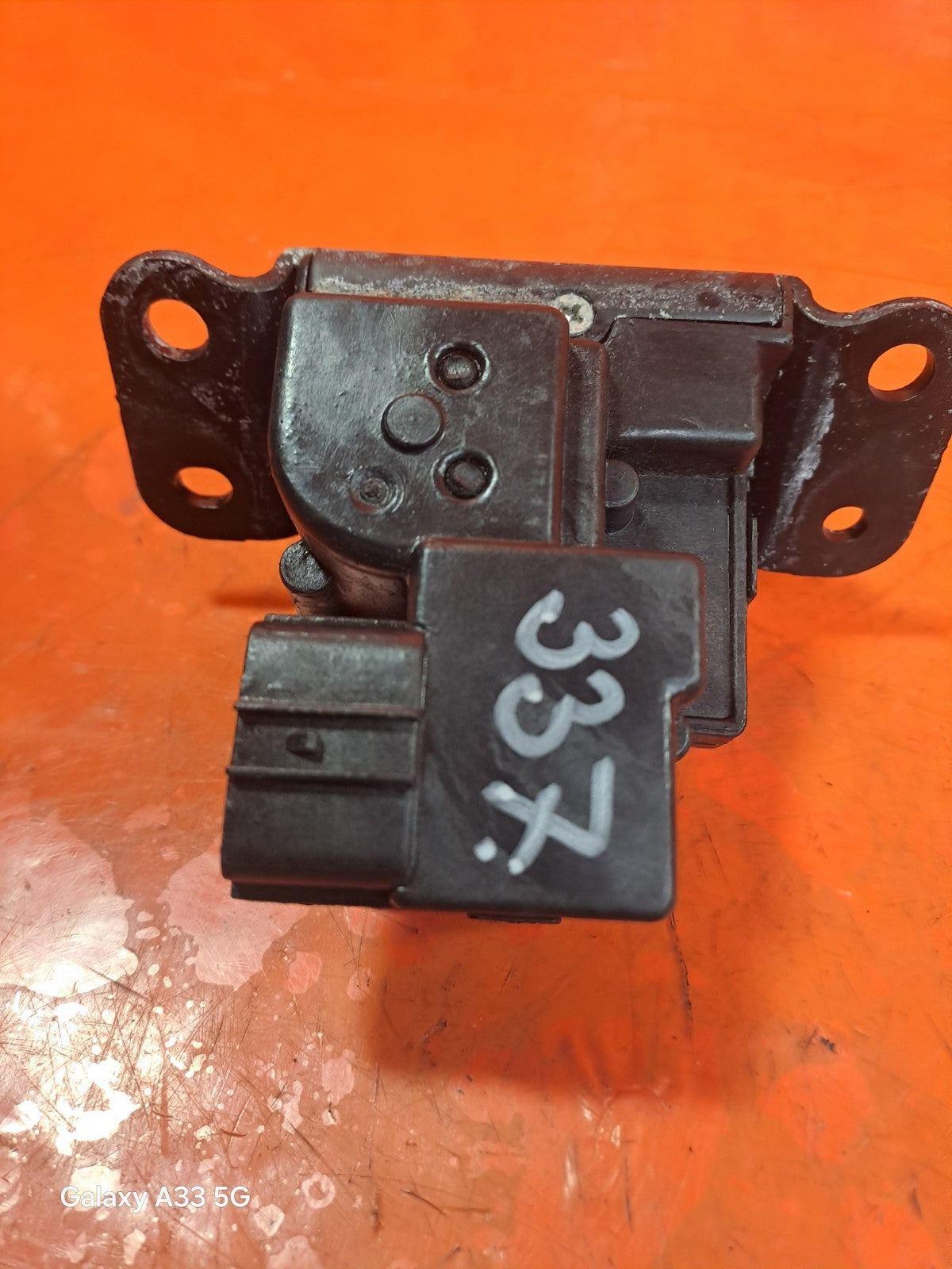 ebay-src:https://i.ebayimg.com/00/s/mtywmfgxmjaw/z/vqqaaeswi9vpoaie/$_57.jpg