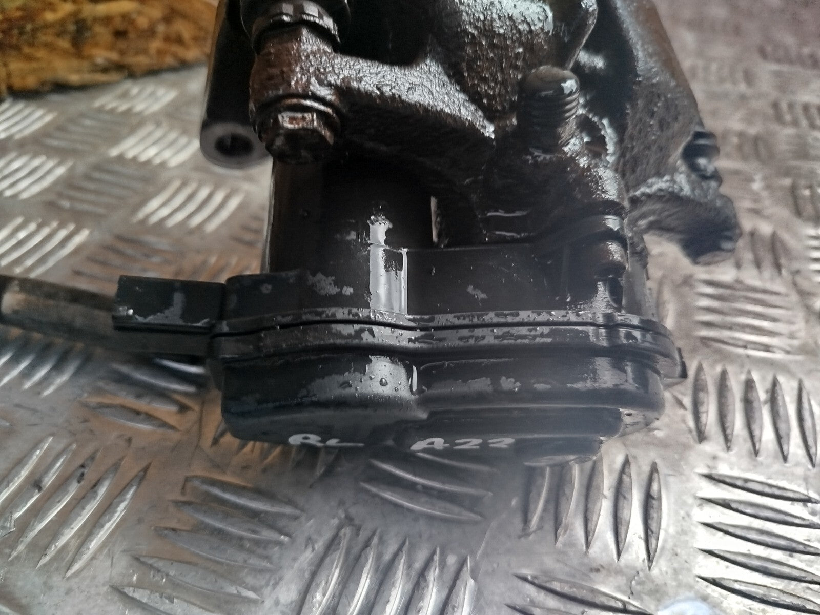 ✅AUDI A5 S LINE 2.0 PETROL 2010 REAR LEFT BRAKE CALIPER 32335478 Warranty A223 - Image 4