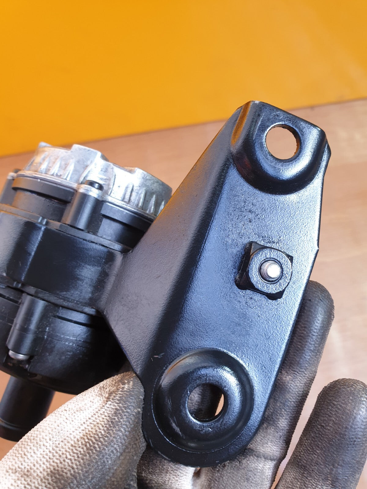 ✅Audi A3 8Y S Line 2021 1.4 Petrol Hybrid Auxiliary Water Pump 04L965567 A149 - Image 11