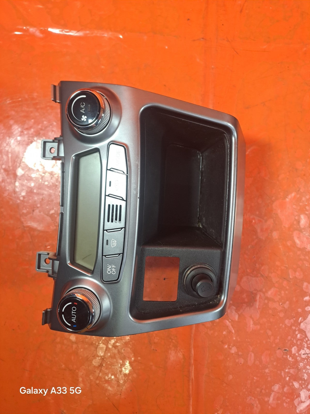 ✅SSANGYONG KORANDO 2.2 DIESEL 2015 HEATER CLIMATE CONTROL PANEL 68740-34110 A337 - Image 12