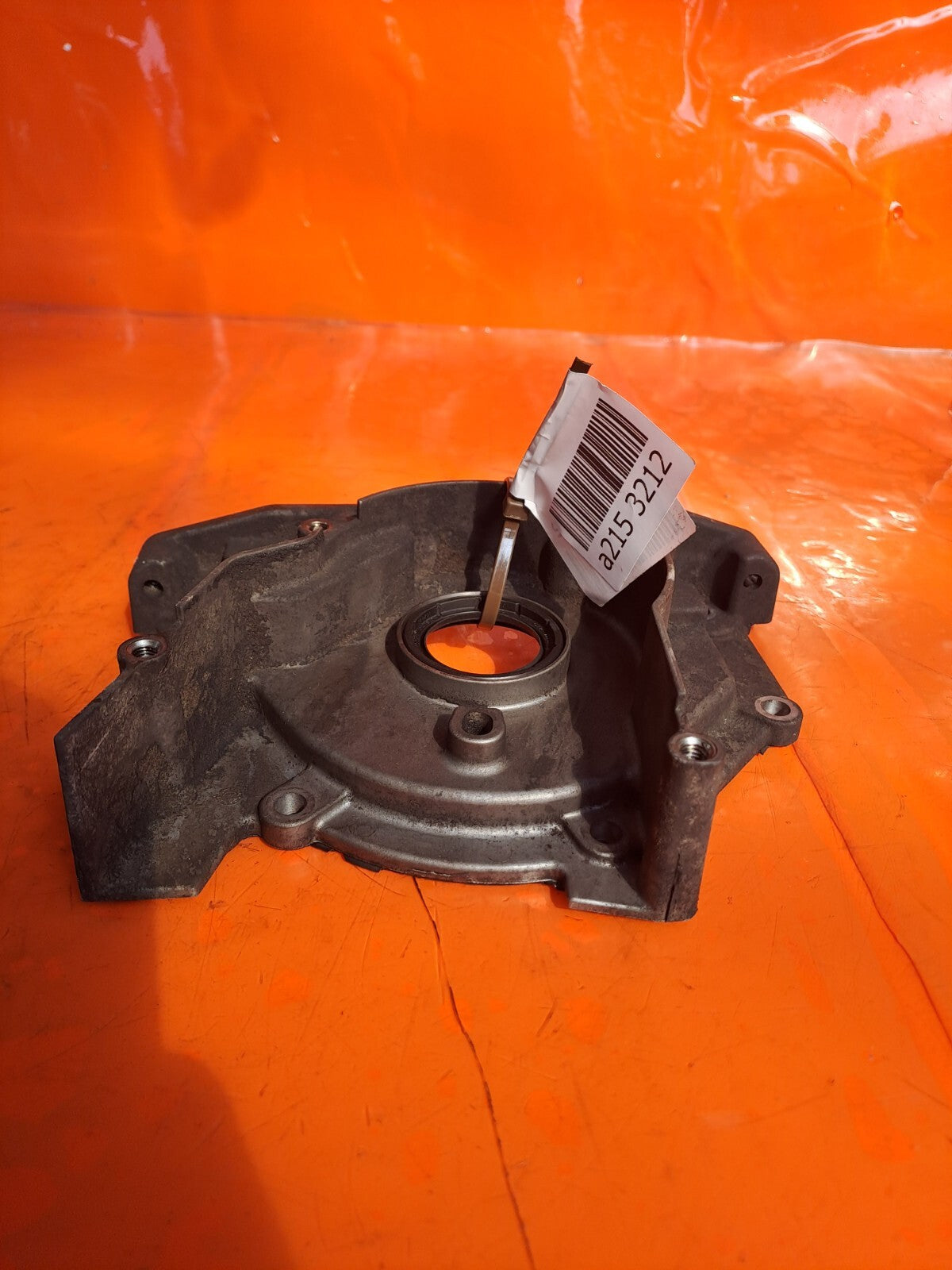 ✅Volkswagen Transporter T30 Hline 180 2.0 Diesel 2015 CRANKSHAFT SEAL COVER - Image 1