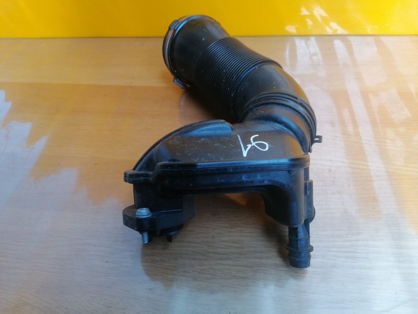 AUDI Q2 1.5 PETROL 2023 AIR INTAKE PIPE 5Q0129684C 05E129654K Warranty A091 - Image 4