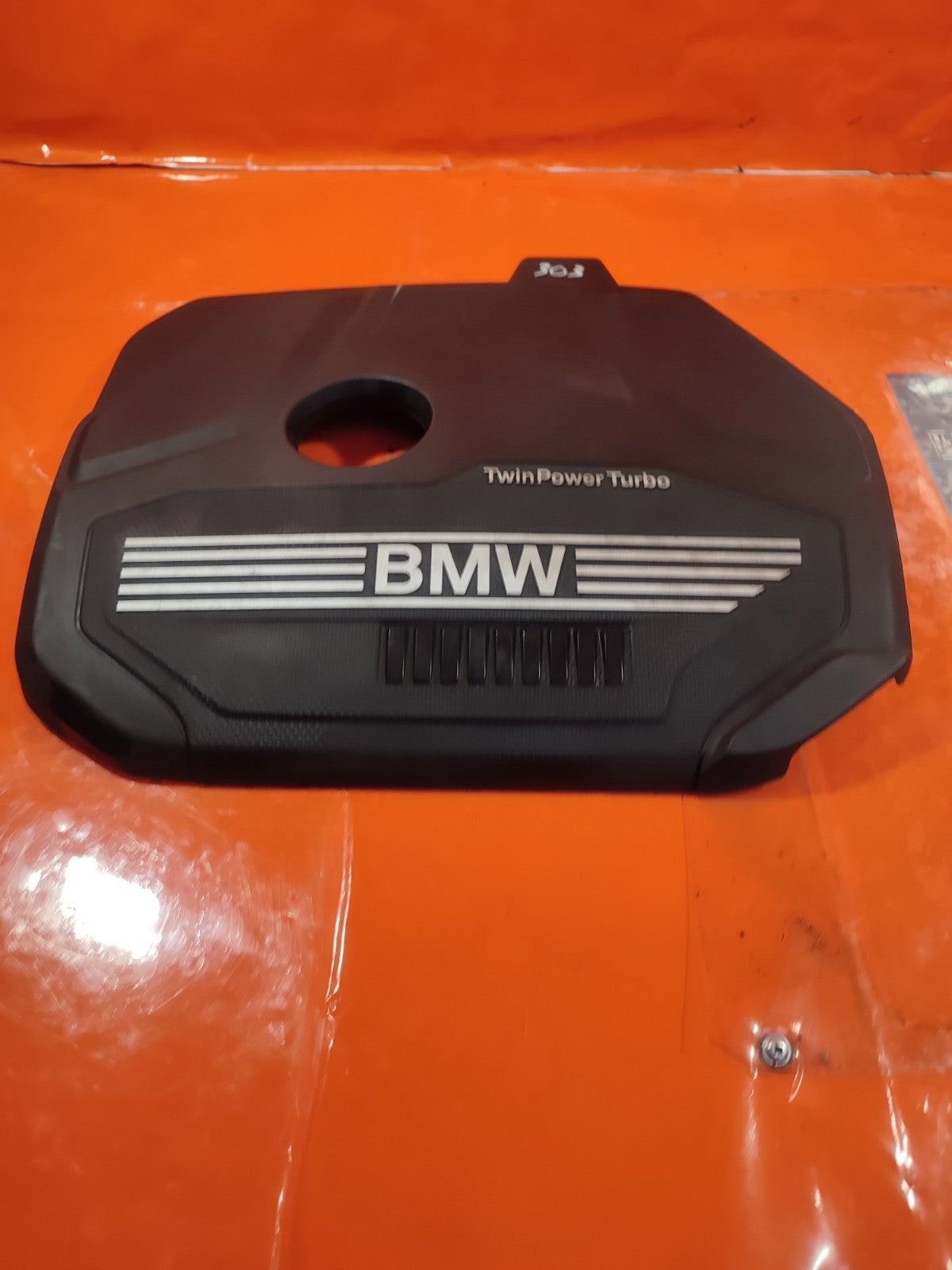 ✅BMW X1 F48 2.0 PETROL 2018 ENGINE TOP COVER Warranty A303 - Image 2