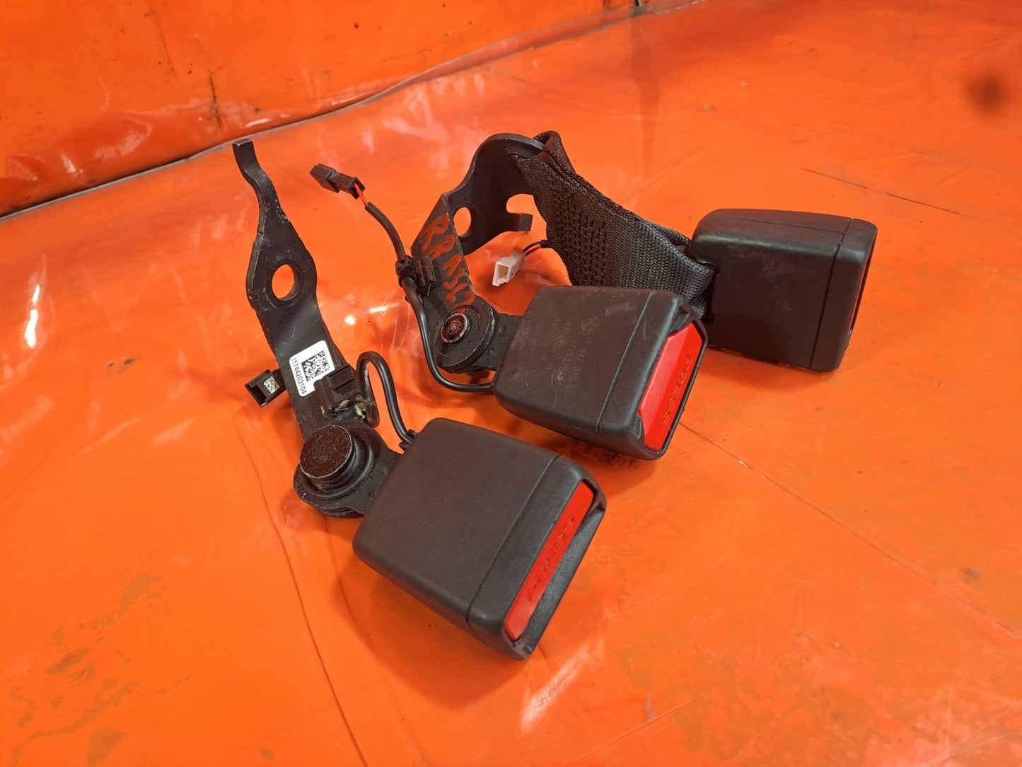 ✅BMW G20 318D M Sport 2.0 Diesel 2021 Rear Seat Belt Buckle Set 7442030 Warranty - Image 4