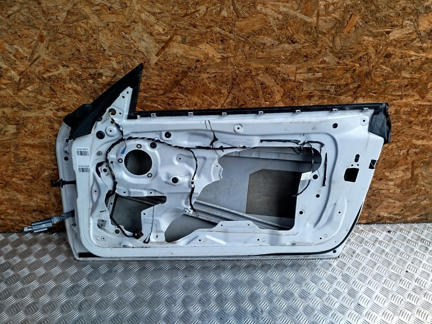 ✅BMW F21 118I M Sport 2015 1.6 Petrol FRONT RIGHT DOOR WHITE 9287433 Warranty - Image 10