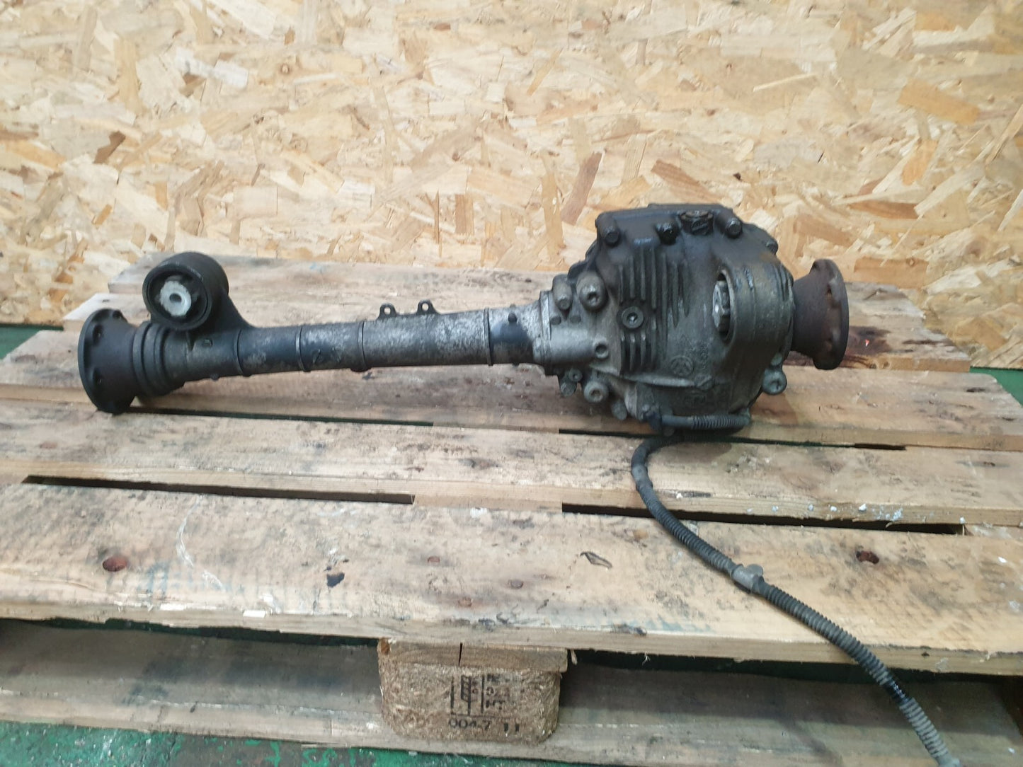 LAND ROVER DISCOVERY 4 2015 3.0 DIESEL FRONT AUTOMATIC DIFFERENTIAL 4460310 A220 - Image 1