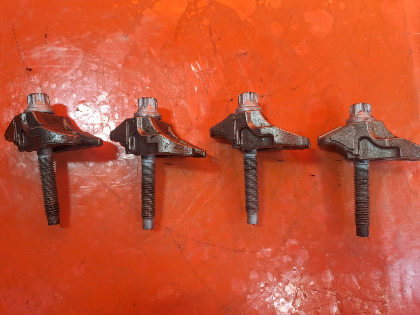 ✅FORD TRANSIT CONNECT 1.6 DIESEL 2015 FUEL INJECTOR CLAMPS & BOLTS Warranty A355 - Image 1