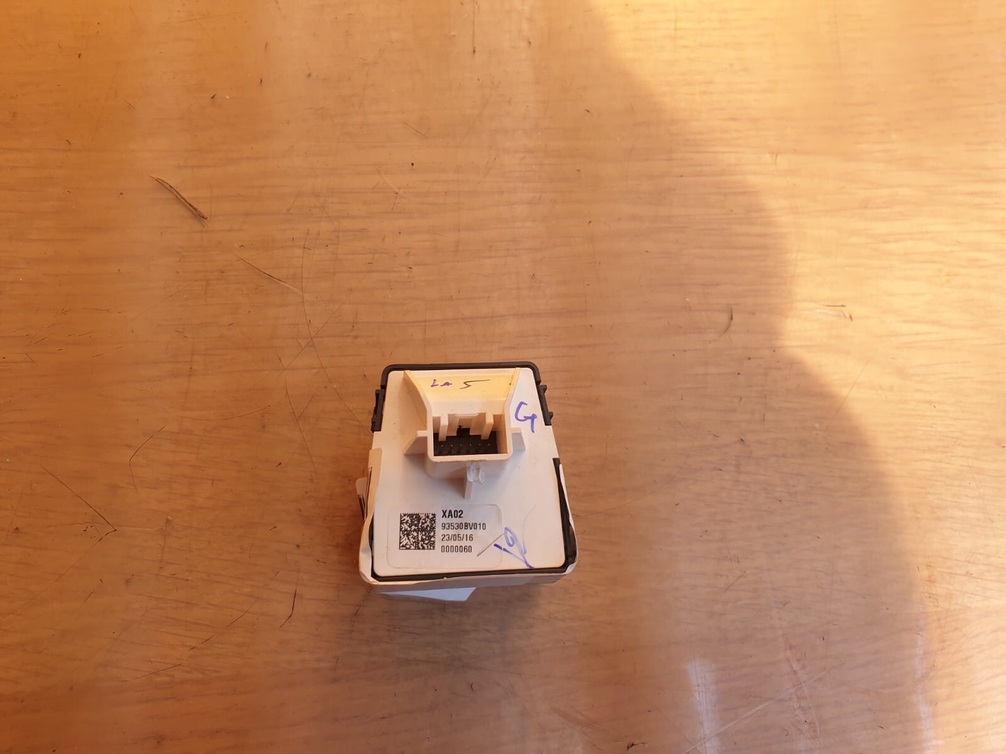 ebay-src:https://i.ebayimg.com/00/s/mtiwmfgxnjaw/z/gmwaaoswjetmo2ib/$_57.jpg