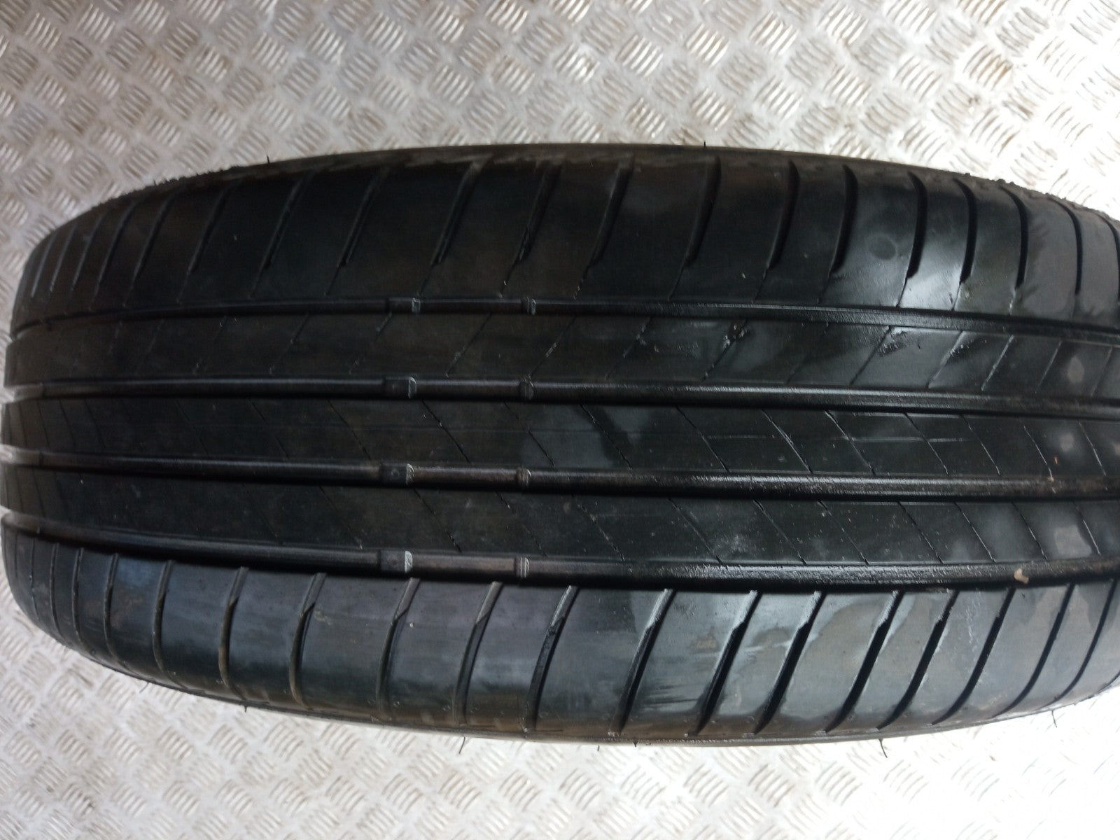 ✅Dacia Duster Journey 1.3 Petrol 2024 Alloy Wheel & Tyre 215/60 R17 403005180R - Image 5
