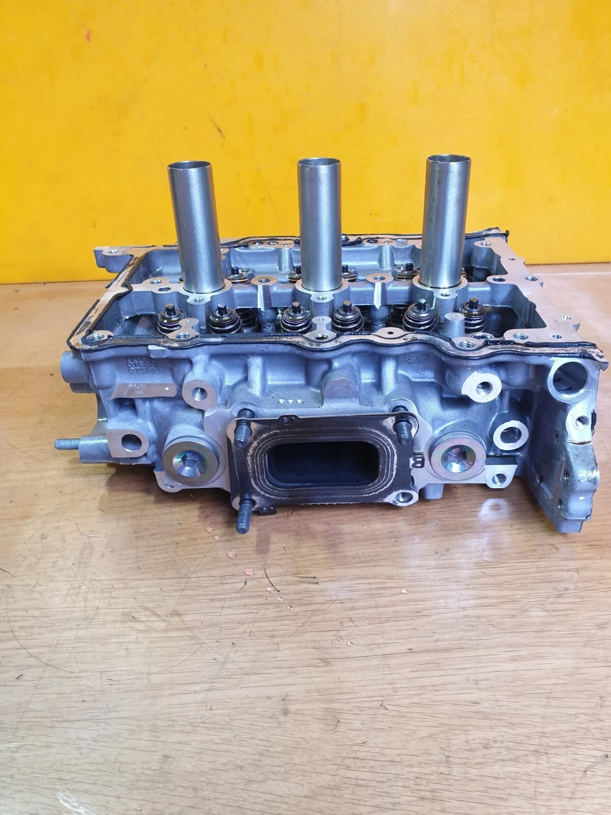 ebay-src:https://i.ebayimg.com/00/s/mtywmfgxmjaw/z/guoaaeswldpqfvtv/$_57.jpg