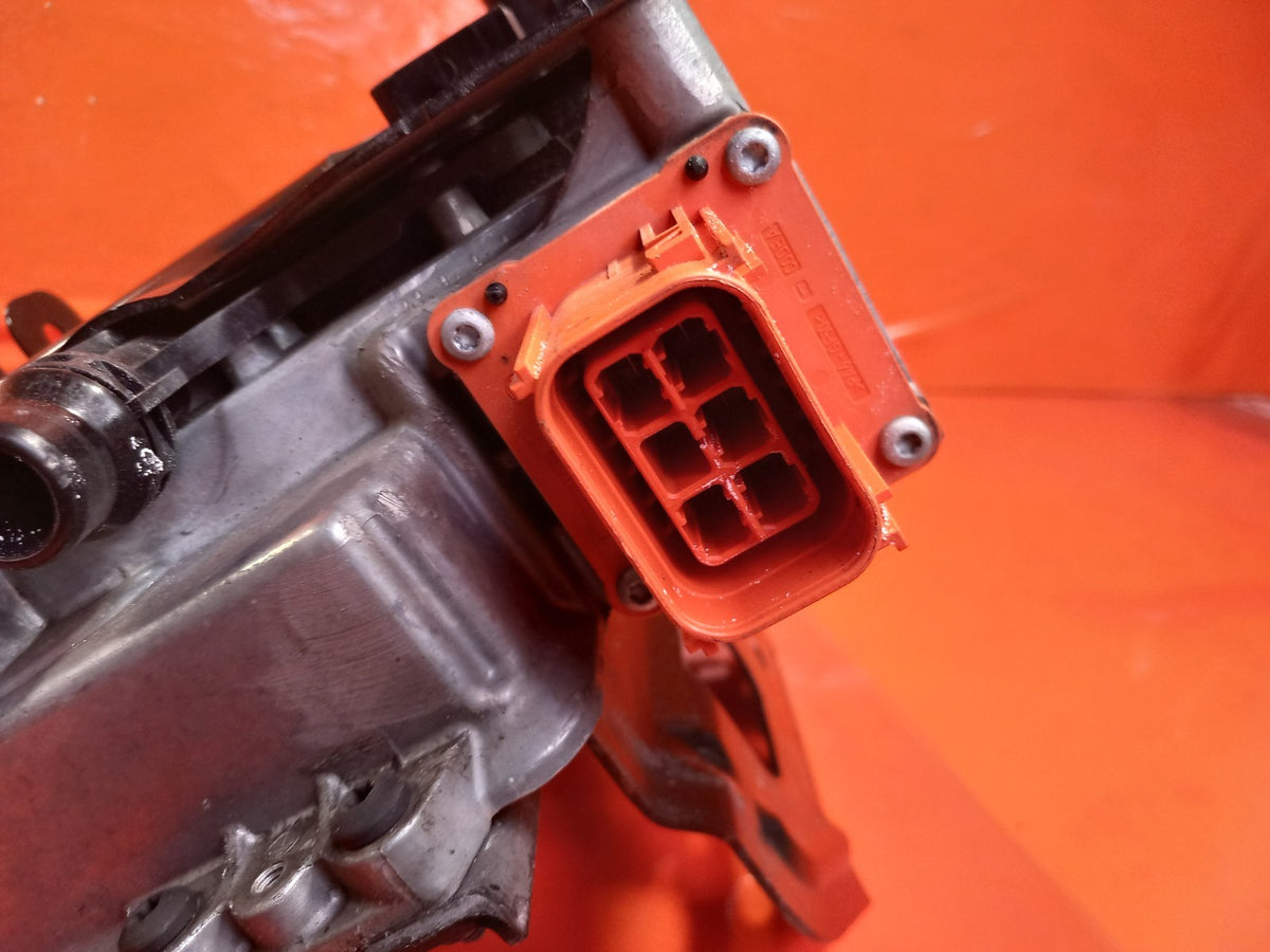 ebay-src:https://i.ebayimg.com/00/s/mtiwmfgxnjaw/z/mfoaaeswcjpqgtwk/$_57.jpg
