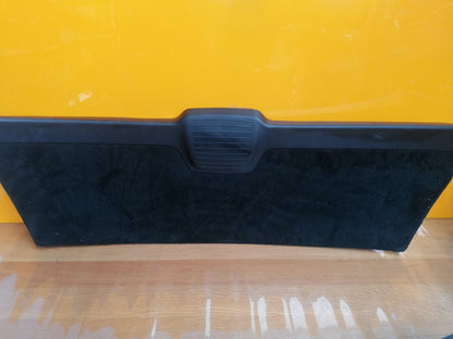 ✅2015 MERCEDES C CLASS W204 2.1CDI REAR TAILGATE COVER TRIM A2047400070 A052 - Image 2