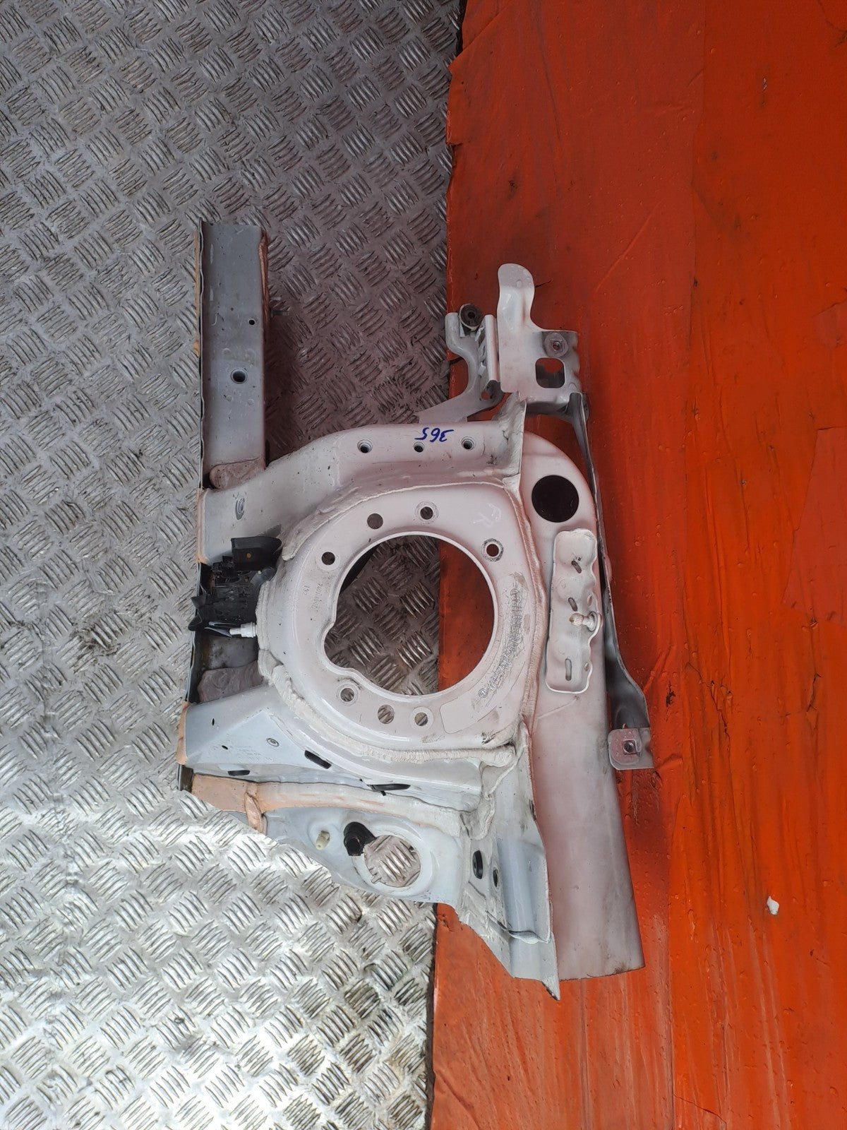 ebay-src:https://i.ebayimg.com/00/s/mtywmfgxmjaw/z/rziaaesw-8lqirml/$_57.jpg