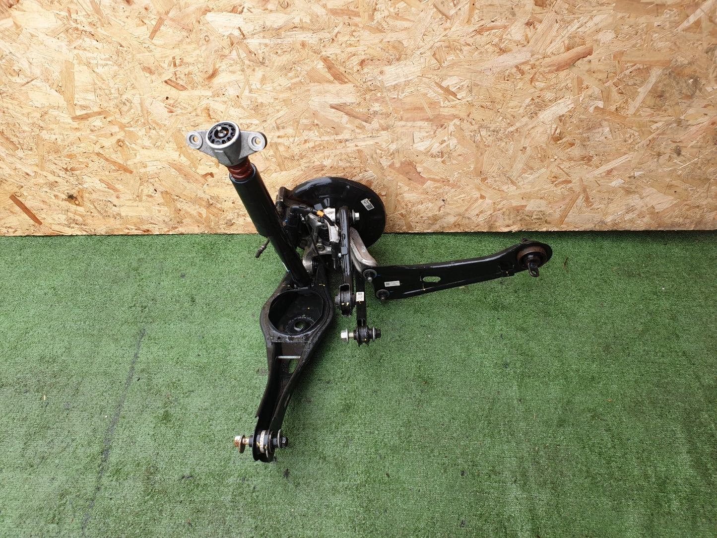 ✅2016 KIA NIRO 2 EV S-A 1.6P REAR LEFT SUSPENSION LEG 55300-G5200 + WARRANTY - Image 1