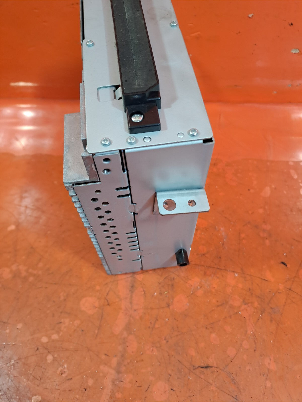 ✅2010 LAND ROVER DISCOVERY 4 L319 CD PLAYER RADIO STEREO HEAD UNIT AH2218C815AE - Image 4