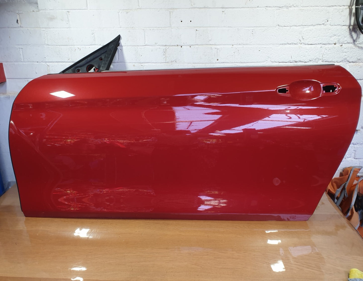 ✅2018 BMW 4 SERIES F33 2.0D CONVERTIBLE FRONT LEFT DOOR RED (A75) + WARRANTY - Image 1