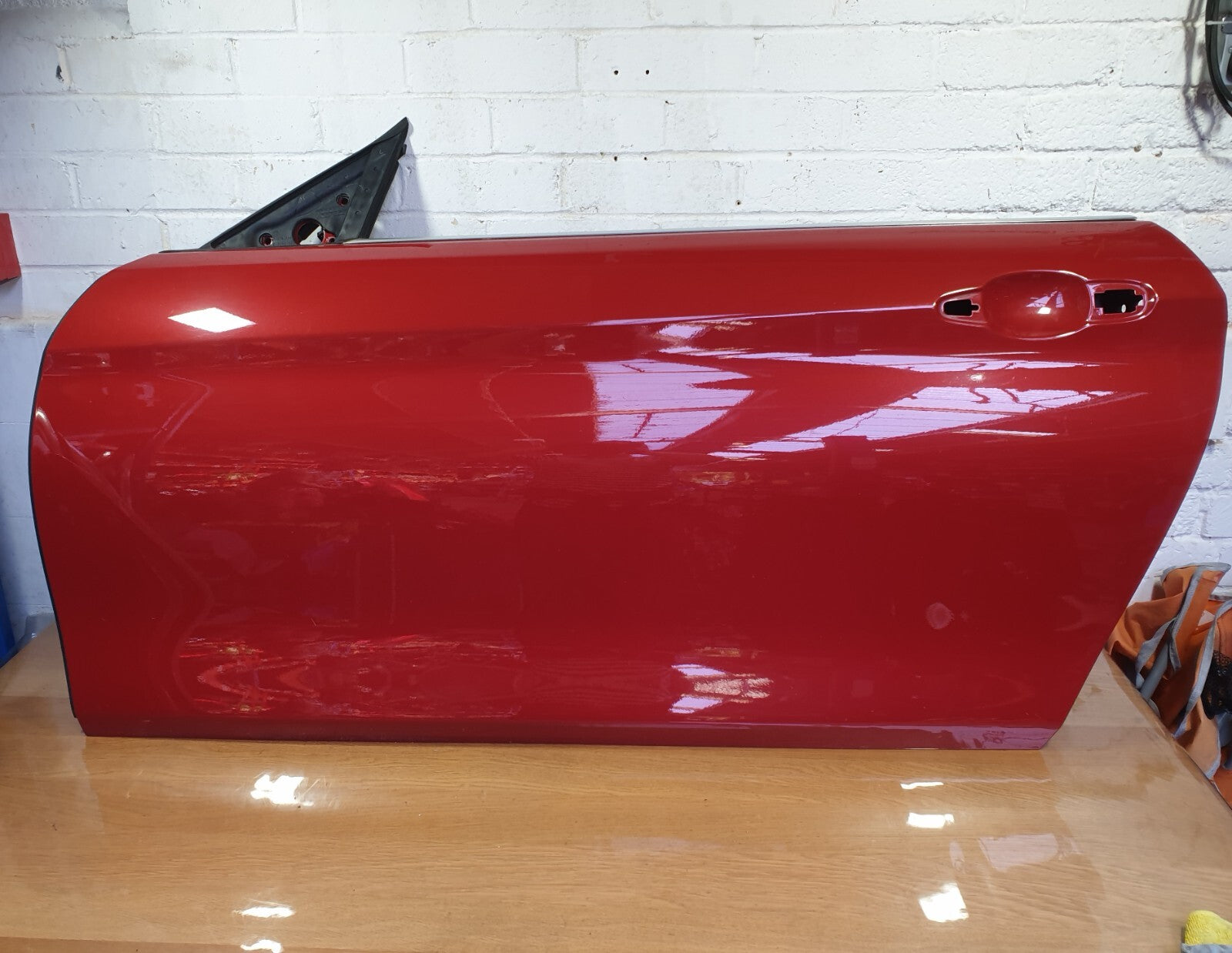 ✅2018 BMW 4 SERIES F33 2.0D CONVERTIBLE FRONT LEFT DOOR RED (A75) + WARRANTY - Image 1