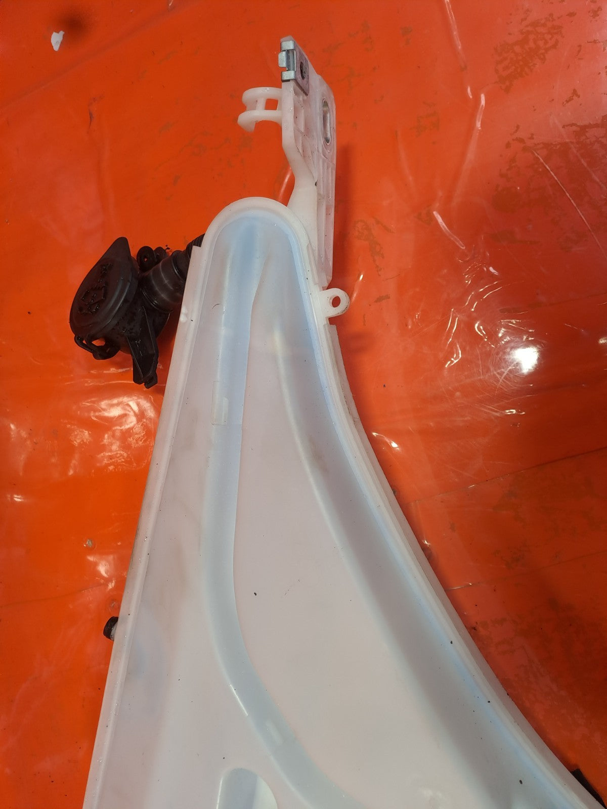✅2015 BMW 1 Series Sport F20 Windscreen Washer Bottle 7241673 + Warranty A316 - Image 4
