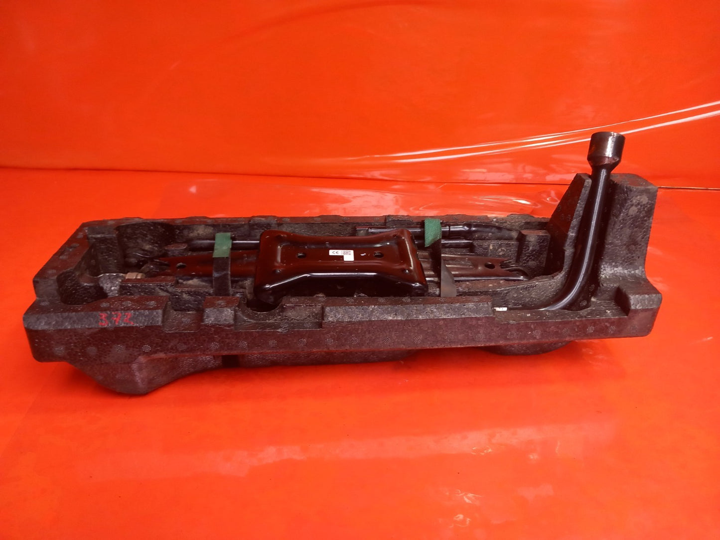 Ford Transit Custom 2.0 Diesel 2021 Jack Kit Holder Foam KK2117A012AB Warranty - Image 3